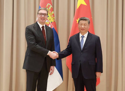 Vucic admite derrota na Sérvia e Pequim promete cooperar com novo Governo