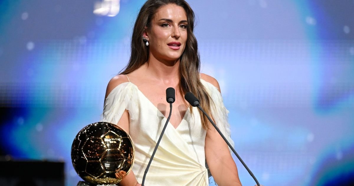 Alexia Putellas conquista a terceira Bola de Ouro e iguala Aitana Bonmatí